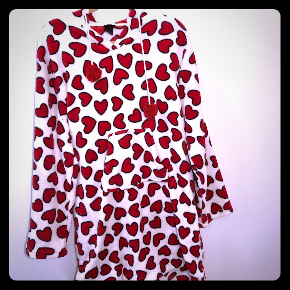 PAJAMA DRAMA XL but perfect for anyone